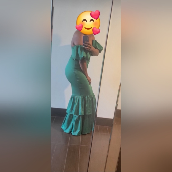 Formal dress from BooHoo - Picture 2 of 5